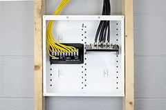 Legrand VM1002 ON-Q 1X8 Enhanced Passive Video Splitter/Combiner