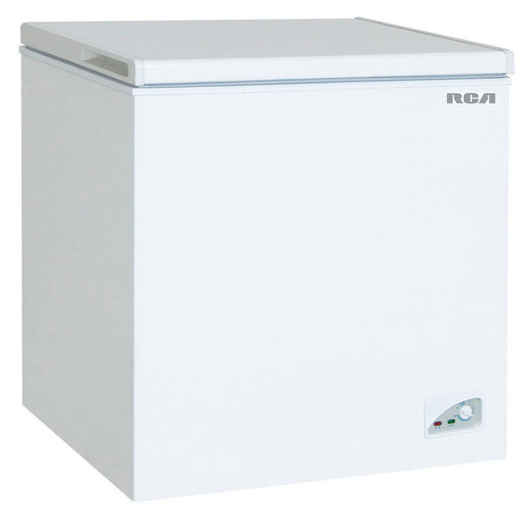RCA RFRF472 7.1 cu. ft. Compact Chest Freezer - White.